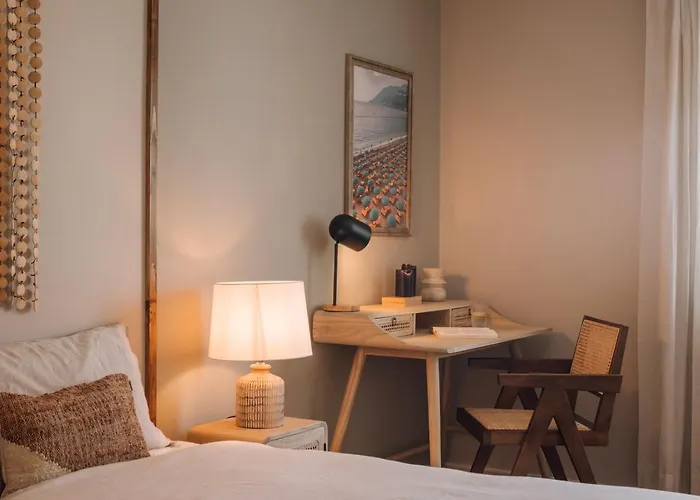 Azzurra - 2 Bedrooms And Parking In Avenidas Novas Appartamento *