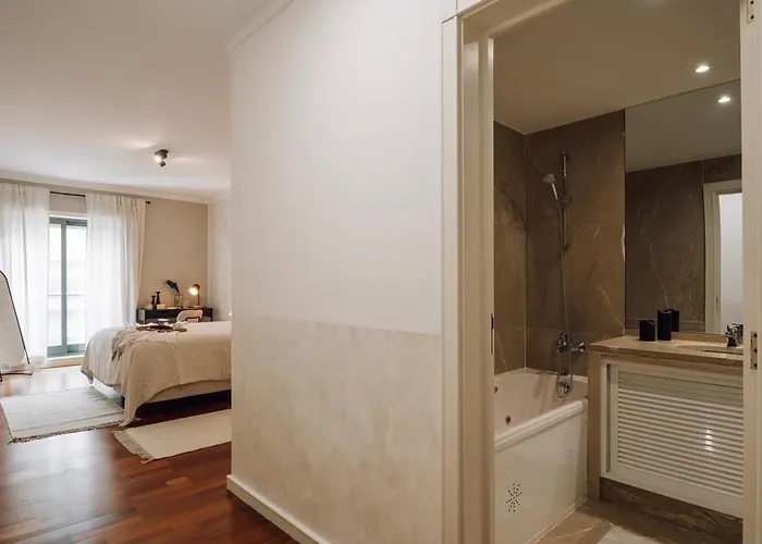 Azzurra - 2 Bedrooms And Parking In Avenidas Novas Lejlighed Lisboa