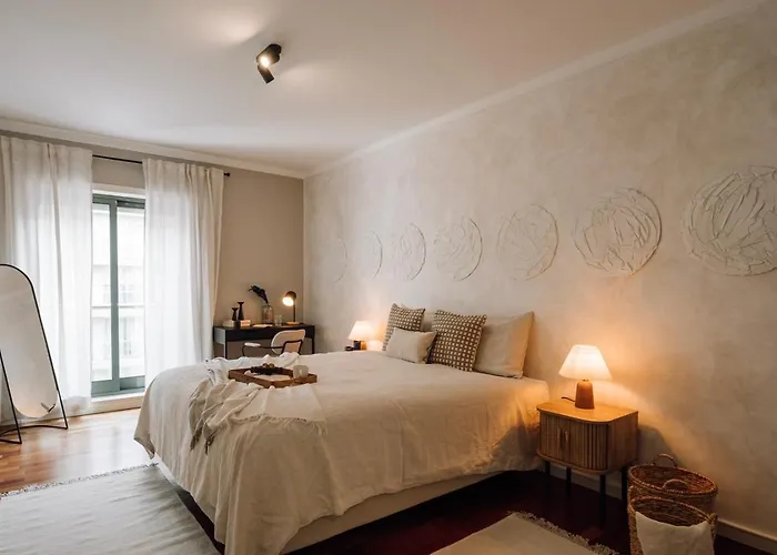 Azzurra - 2 Bedrooms And Parking In Avenidas Novas 公寓 *